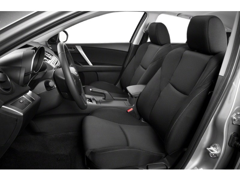 2013  Mazda3 Sport 4dr HB Sport Auto GS-SKY Interior Shot 4