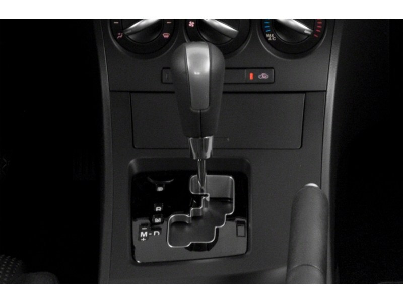2013  Mazda3 Sport 4dr HB Sport Auto GS-SKY Exterior Shot 9