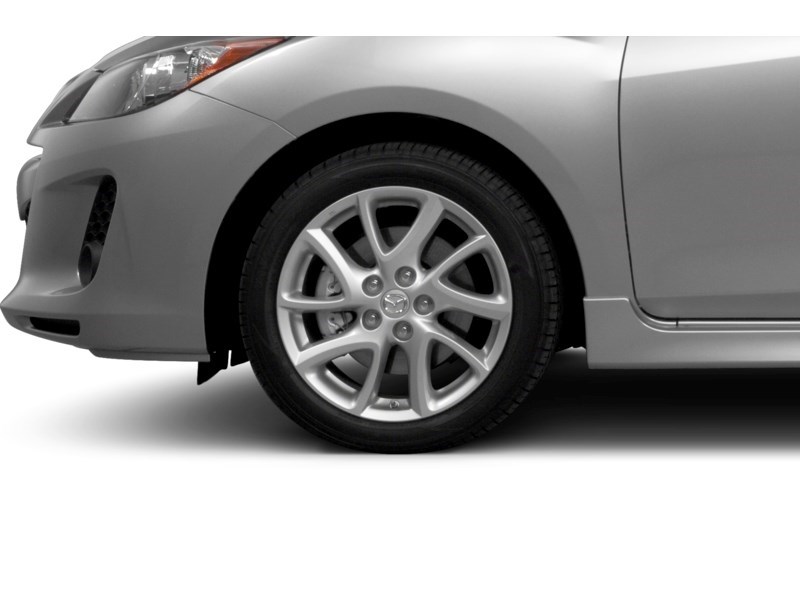 2013  Mazda3 Sport 4dr HB Sport Man GS-SKY Exterior Shot 5