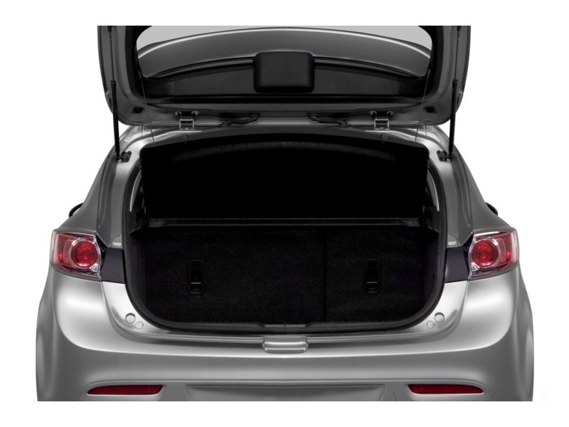 2013  Mazda3 Sport 4dr HB Sport Man GS-SKY Exterior Shot 4