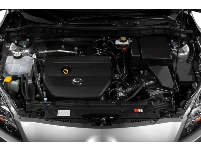 2013  Mazda3 Sport 4dr HB Sport Man GS-SKY Exterior Shot 3