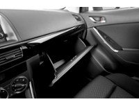 2013 Mazda CX-5 AWD 4dr Auto GT Interior Shot 3