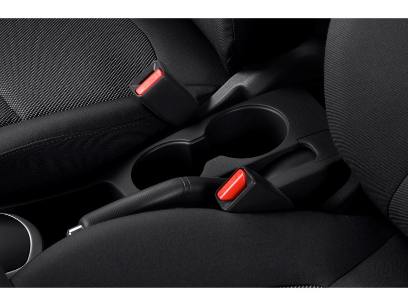 2014 Hyundai Accent 5dr HB Auto GL Interior Shot 8