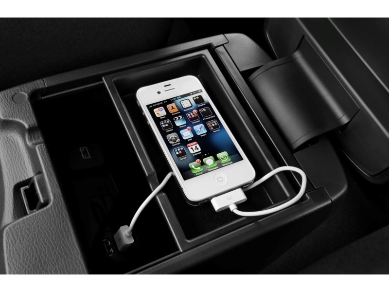 2014  Mazda3 4dr Sdn Auto GS-SKY Exterior Shot 13