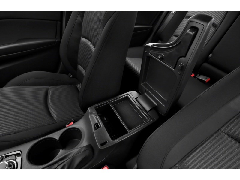 2014  Mazda3 4dr Sdn Auto GS-SKY Interior Shot 8