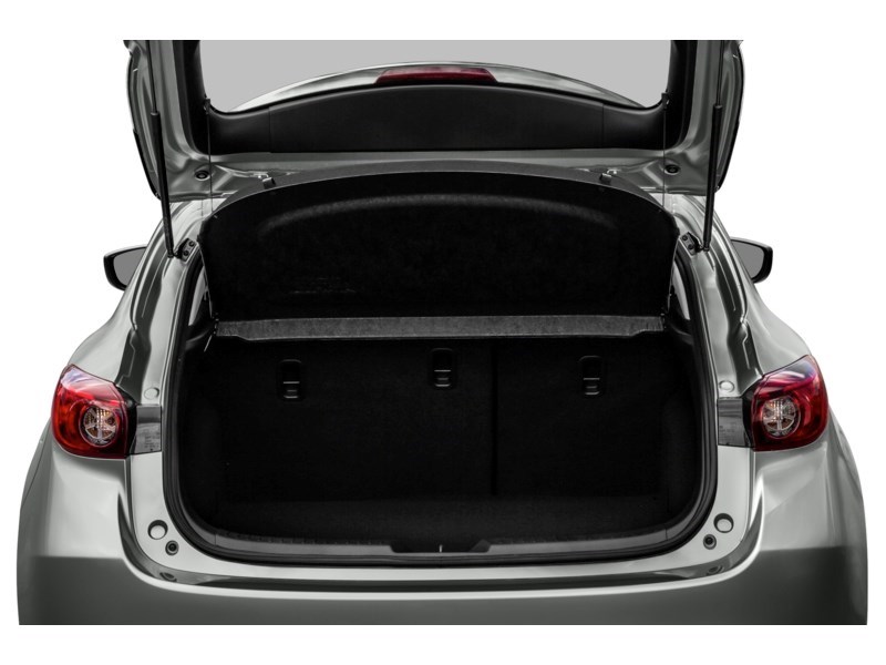 2014  Mazda3 Sport 4dr HB Sport Man GS-SKY Exterior Shot 4