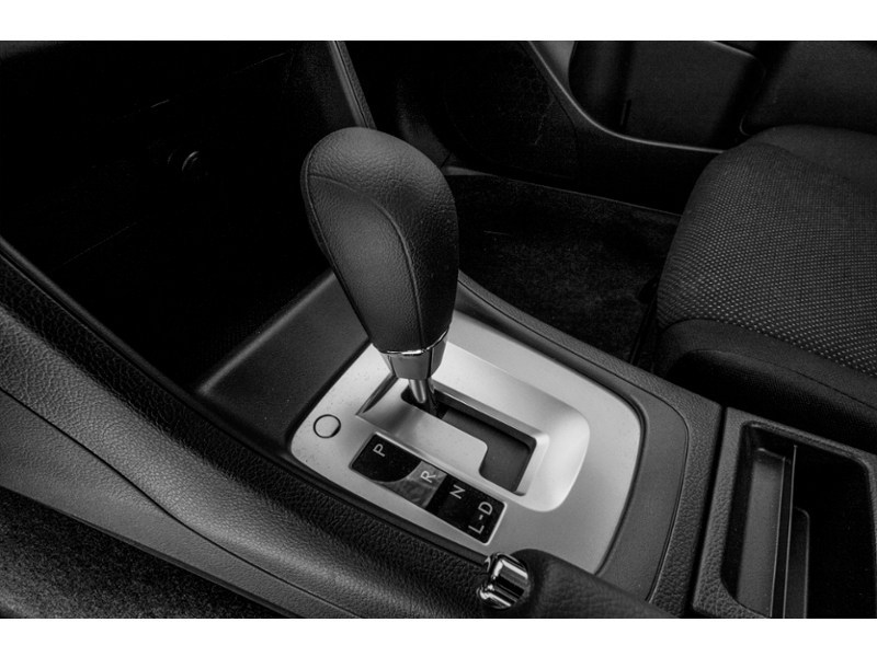2016 Subaru Impreza 5dr HB CVT 2.0i w/Touring Pkg Exterior Shot 12