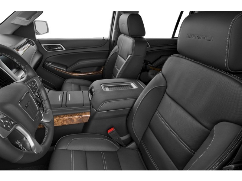 2017 GMC Yukon 4WD 4dr Denali Interior Shot 4
