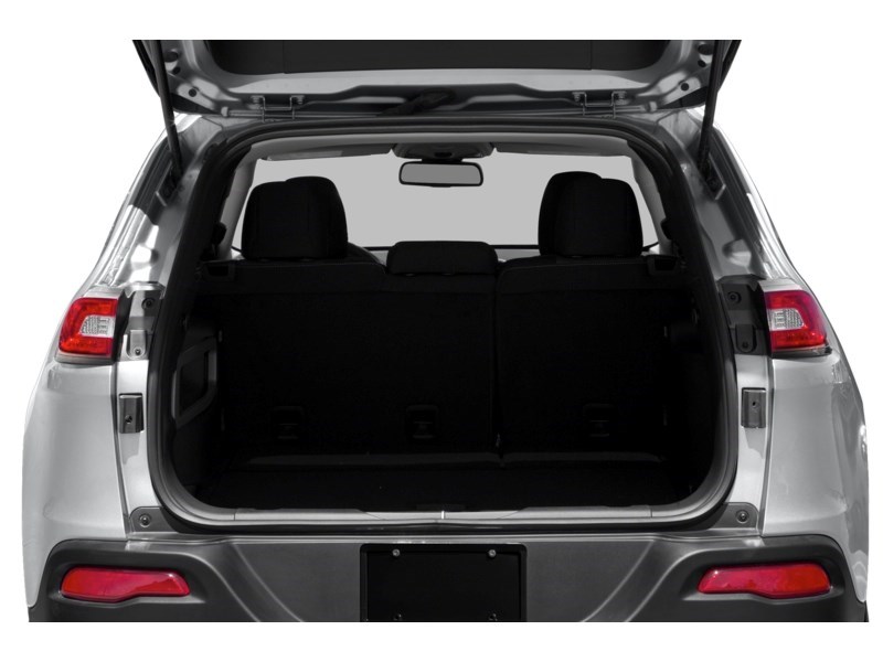 2016 Jeep Cherokee 4WD 4dr Sport Exterior Shot 4