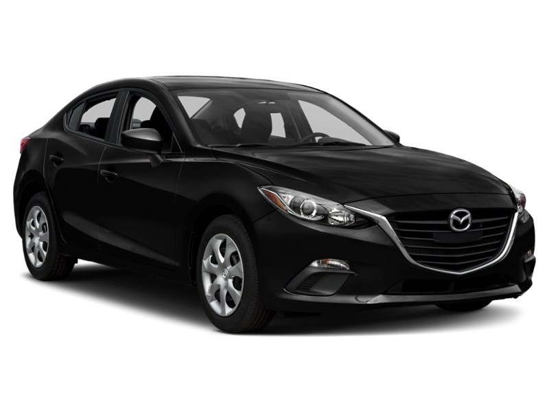 2016  Mazda3 GX (M6) Exterior Shot 9