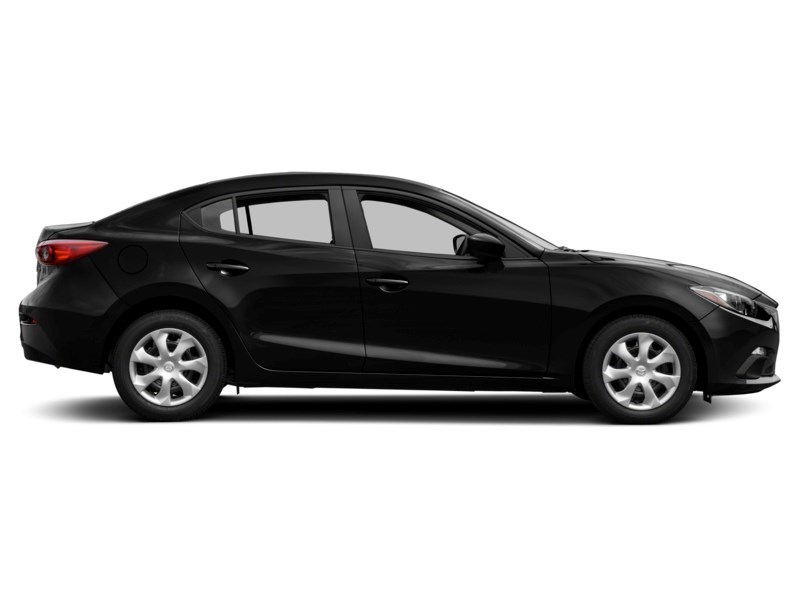 2016  Mazda3 4dr Sdn Auto GX Exterior Shot 11