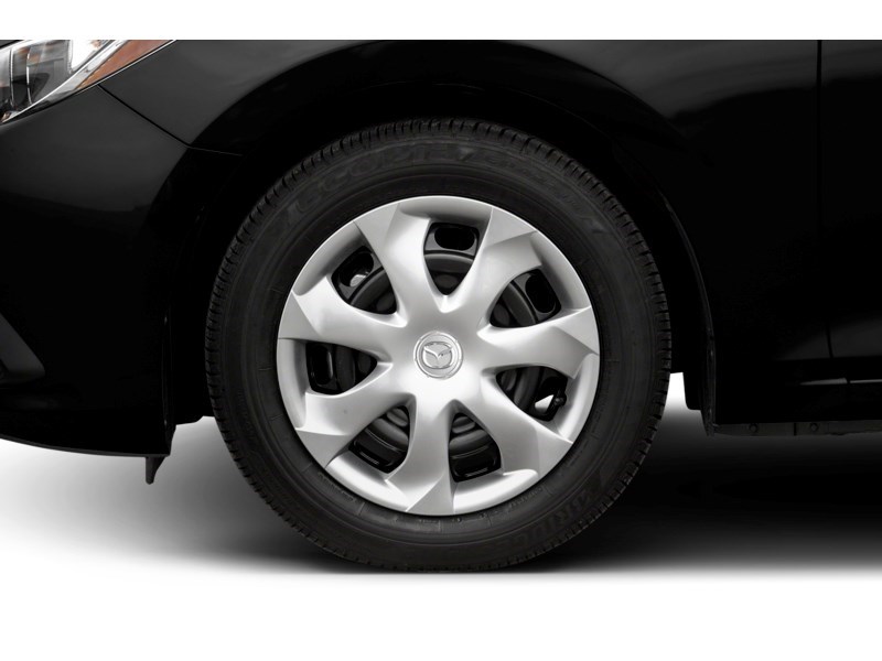 2016  Mazda3 4dr Sdn Auto GX Exterior Shot 5