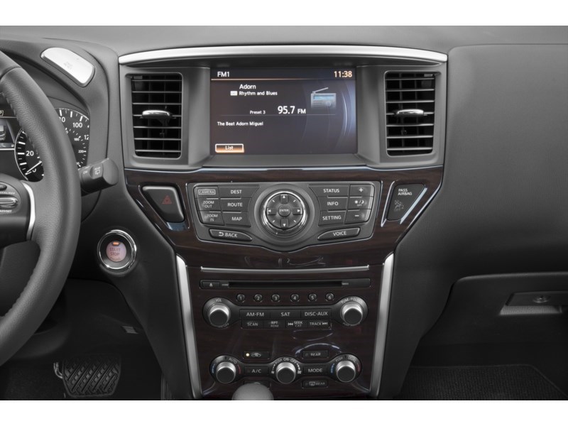 2016 Nissan Pathfinder 4WD 4dr SL Interior Shot 2