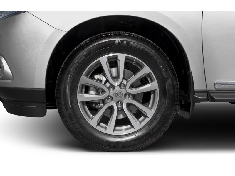 2016 Nissan Pathfinder 4WD 4dr SL Exterior Shot 5