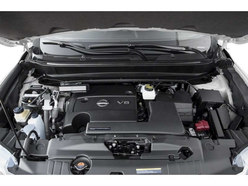 2016 Nissan Pathfinder 4WD 4dr SL Exterior Shot 3