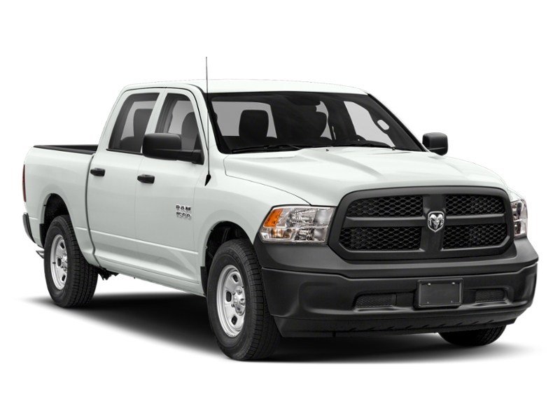 2018 RAM 1500 Express 4x4 Crew Cab 5'7" Box *Ltd Avail* Exterior Shot 9