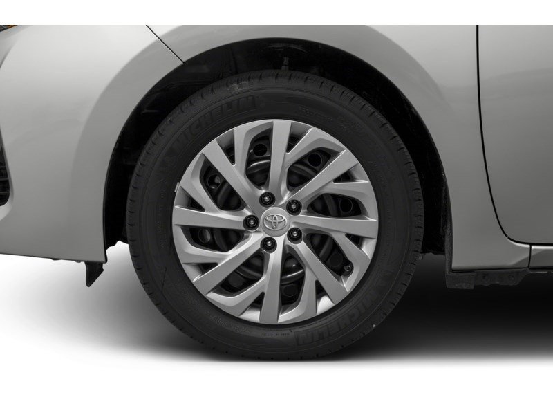 2018 Toyota Corolla LE CVT Exterior Shot 5