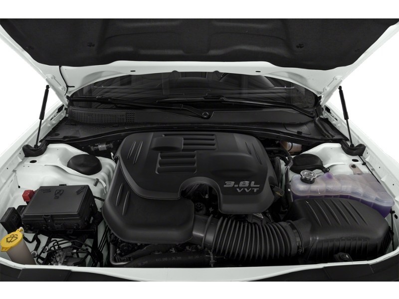 2018 Chrysler 300 300 Limited AWD Exterior Shot 3