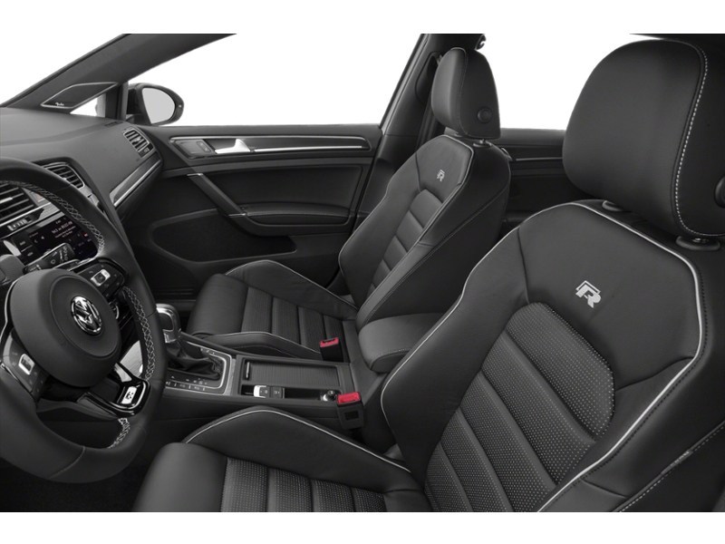 2019 Volkswagen Golf R DSG Interior Shot 4