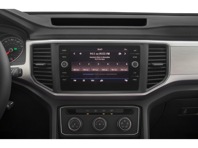 2018 Volkswagen Atlas Comfortline 3.6 FSI 4MOTION Interior Shot 2