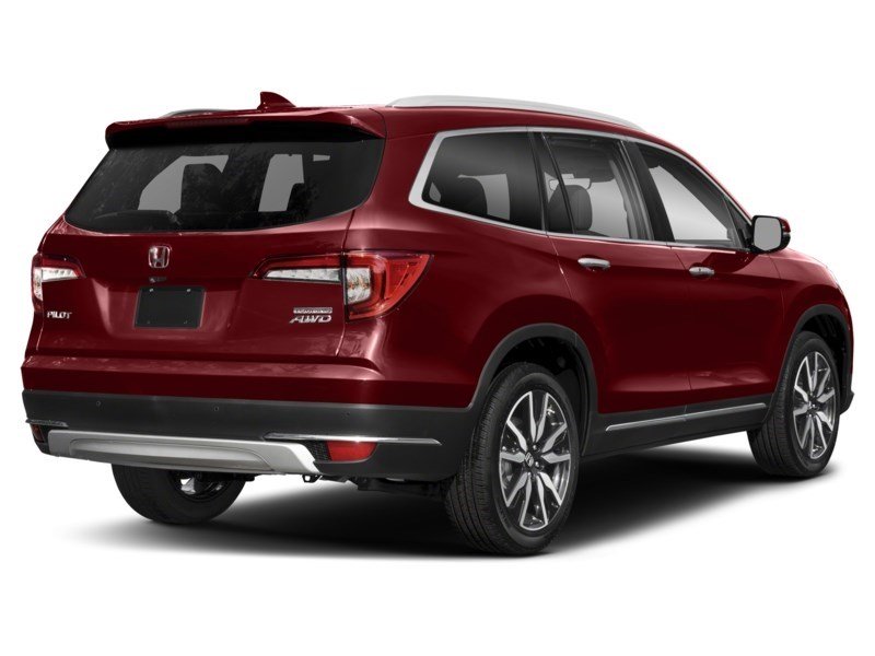 2021 Honda Pilot Touring 7-Passenger AWD Exterior Shot 2