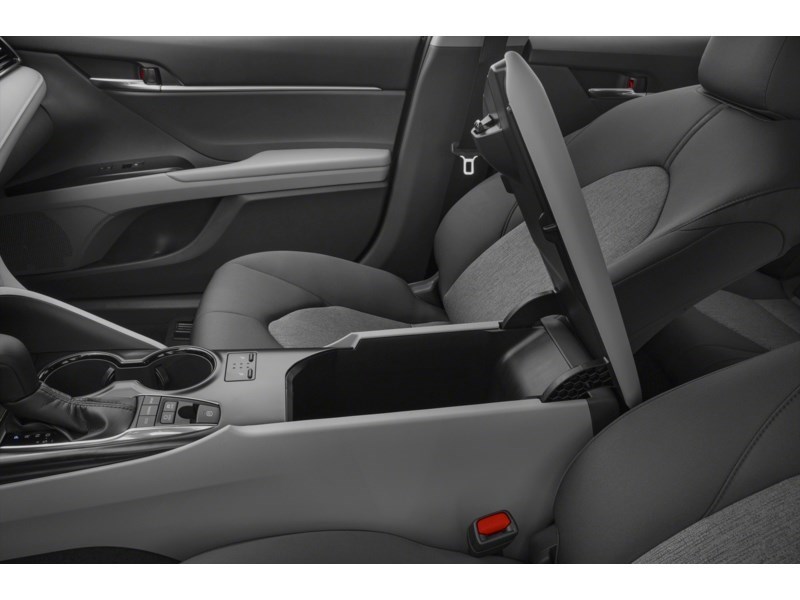 2018 Toyota Camry Hybrid LE Auto Interior Shot 7