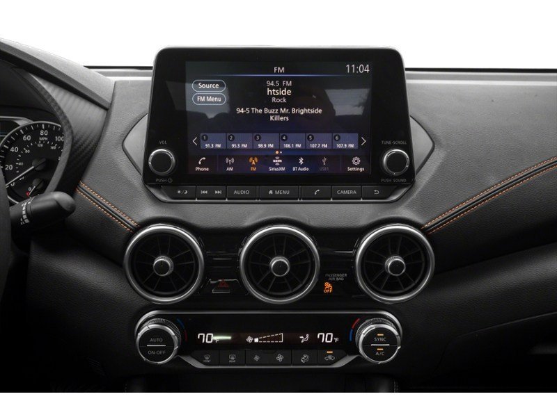 2020 Nissan Sentra SR CVT Interior Shot 2