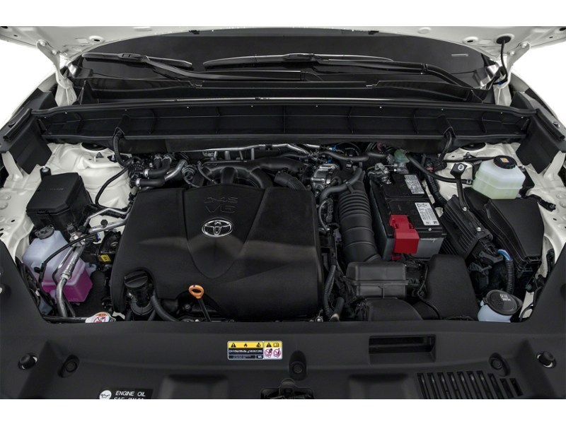2021 Toyota Highlander XLE AWD Exterior Shot 3