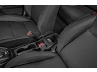 2022 Nissan Kicks S FWD Interior Shot 7
