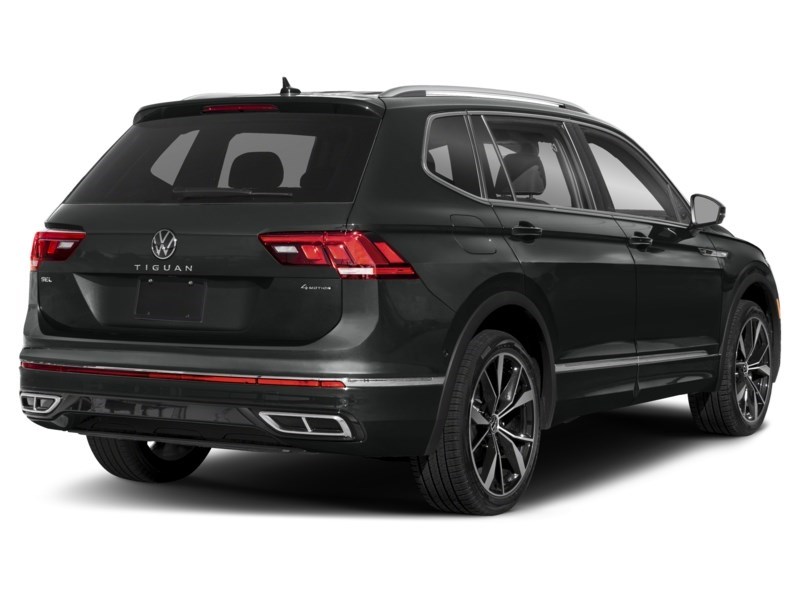 2022 Volkswagen Tiguan Highline R-Line 4MOTION Exterior Shot 2