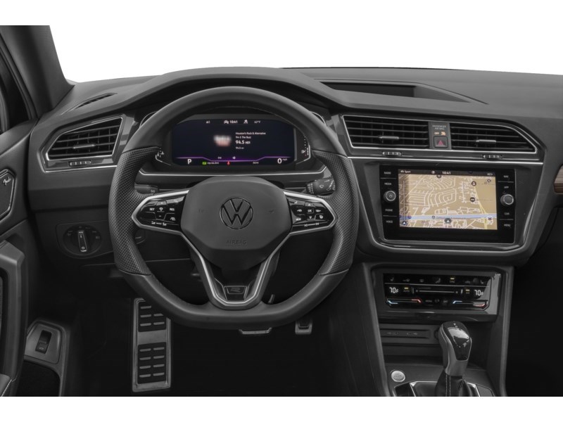 2022 Volkswagen Tiguan Highline R-Line 4MOTION Interior Shot 3