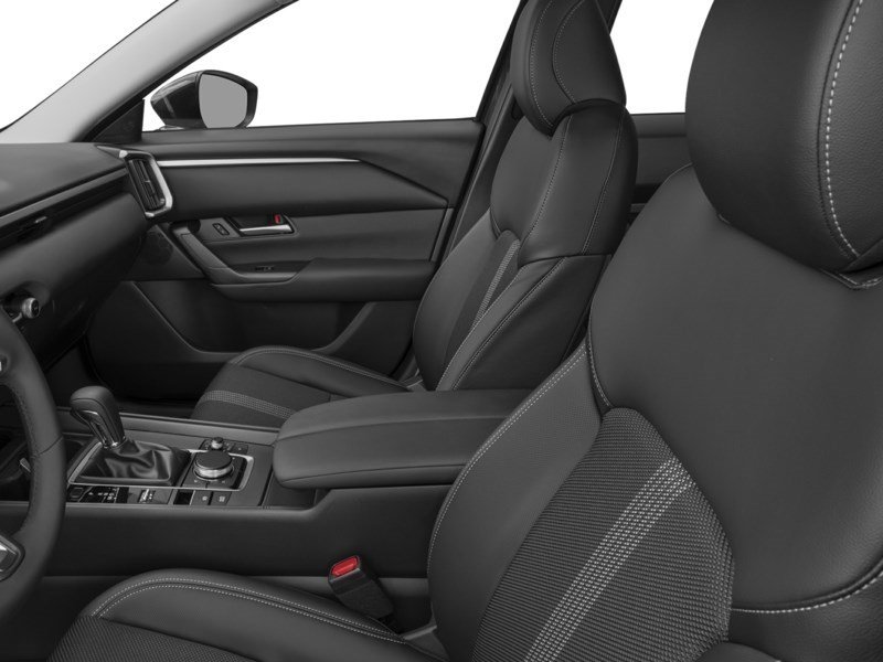 2025 Mazda CX-50 GT w/Turbo OEM Shot 6
