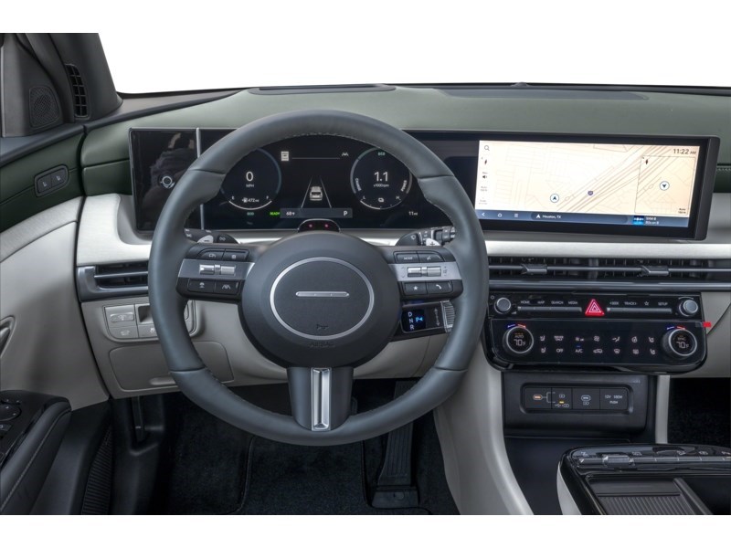 2025 Hyundai Tucson Hybrid Ultimate AWD Interior Shot 3