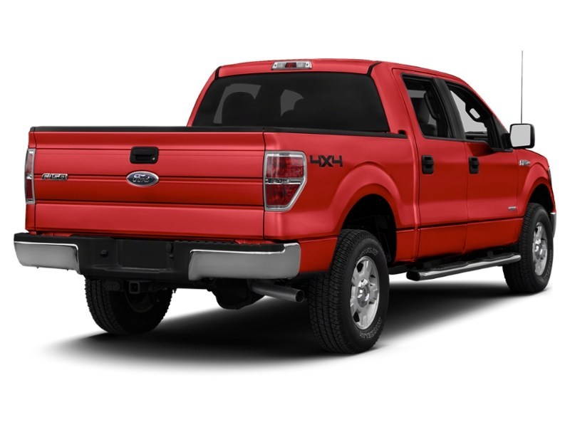 2013 Ford F-150 4WD SuperCrew 145" XLT Race Red  Shot 36