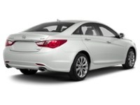 2013 Hyundai Sonata 4dr Sdn 2.4L Auto SE Shimmering White Mica  Shot 2