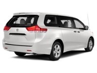2014 Toyota Sienna 5dr LE 8-Pass FWD Alpine White  Shot 2