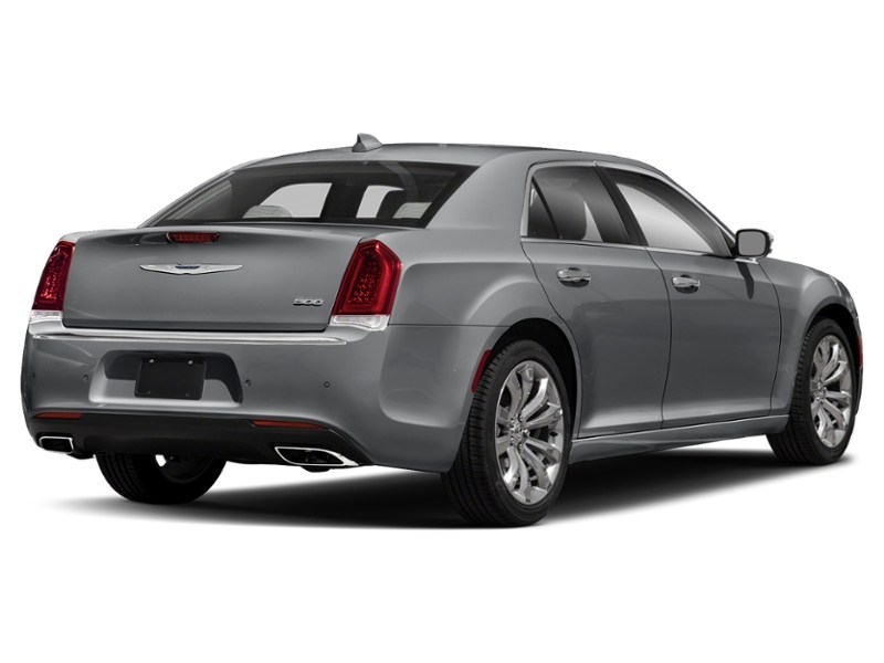 2018 Chrysler 300 300 Limited AWD Billet Metallic  Shot 50