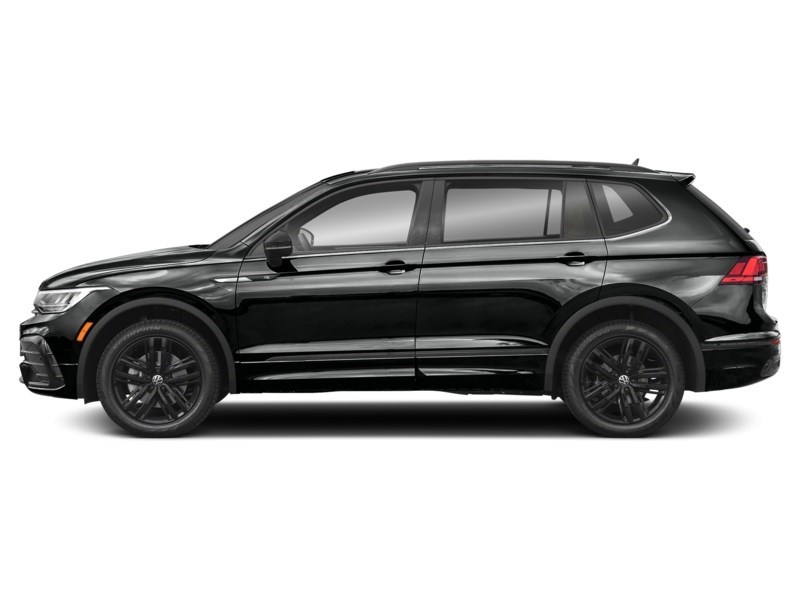 2023 Volkswagen Tiguan Comfortline R-Line Black Edition 4MOTION Deep Black Pearl  Shot 5