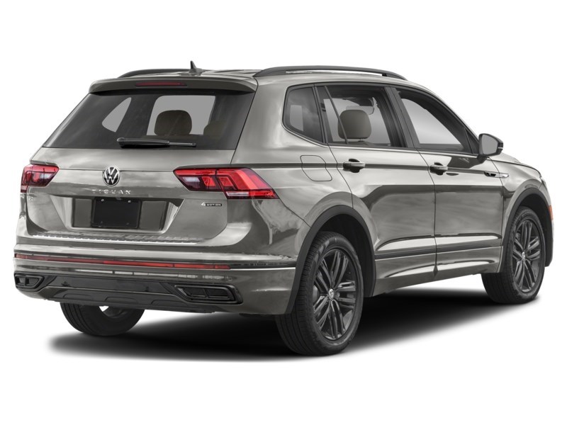 2023 Volkswagen Tiguan Comfortline R-Line Black Edition 4MOTION Pyrite Silver Metallic  Shot 19