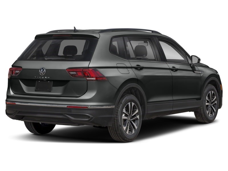2022 Volkswagen Tiguan Trendline 4MOTION Deep Black Pearl  Shot 9