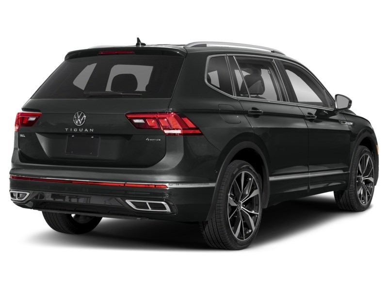 2022 Volkswagen Tiguan Highline R-Line 4MOTION Deep Black Pearl  Shot 6